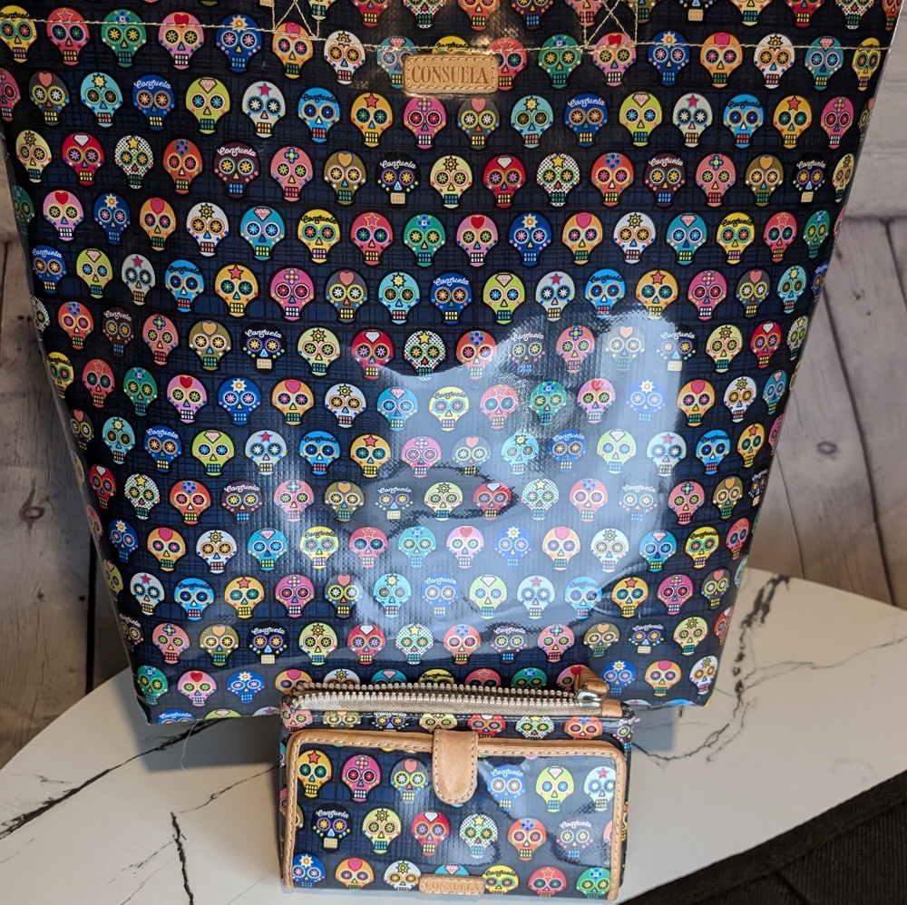 Consuela Wristlet Wallet And Tote Sugar Skull Pattern Set - Picture 9 of 16